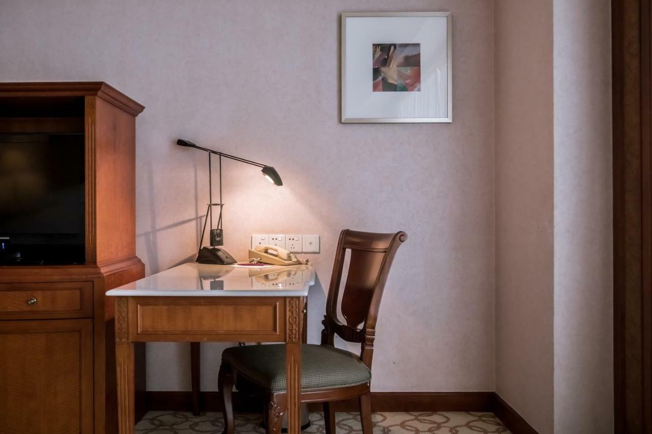 Crowne Plaza Zhanjiang Kang Yi Luaran gambar