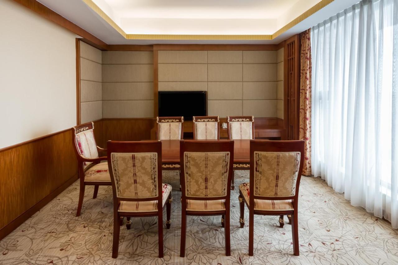 Crowne Plaza Zhanjiang Kang Yi Luaran gambar